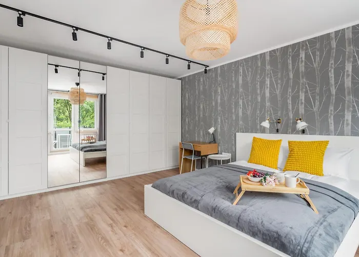 View With Balcony Winogrady By Renters بوزنان